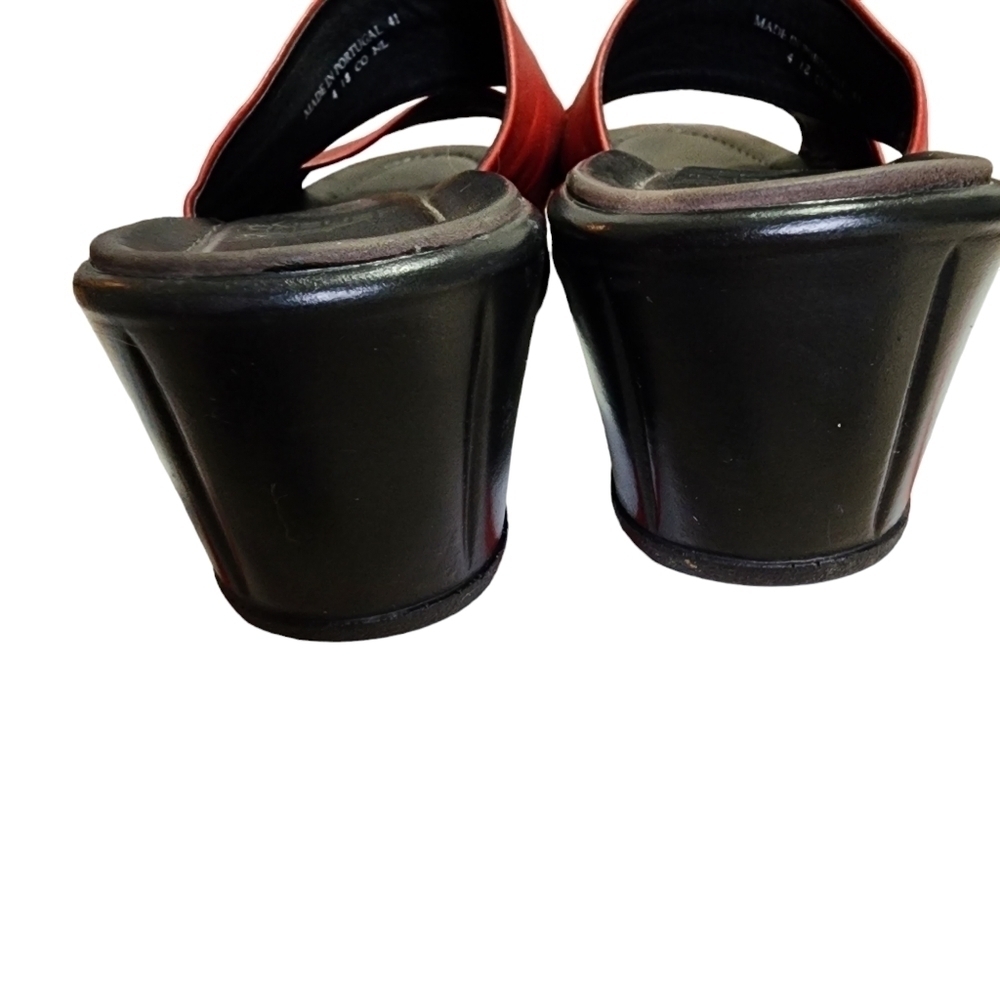 Dansko Red Sandal Slide Wedge Heel - EUR 41, (10.5 US) - Picture 5 of 7